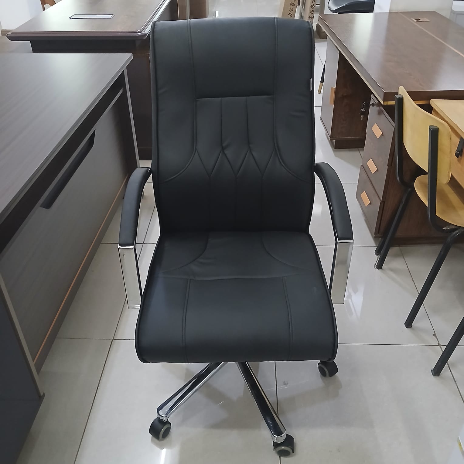Low back chairs, Office chairs, Office furniture, Office seat, tosca visitors seat directors reclining seat, Ergonomic Office Chair, Filing cabinets, office cabinets, office furniture, Office furniture 1800mm executive desk, Office furniture 3-door mahogany filling cabinet, Office furniture 3m boardroom table, Office furniture 4-way workstation, office table,