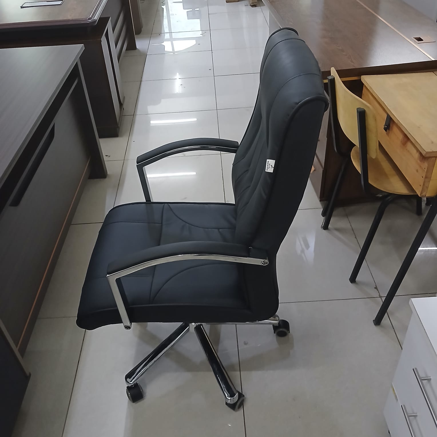 Low back chairs, Office chairs, Office furniture, Office seat, tosca visitors seat directors reclining seat, Ergonomic Office Chair, Filing cabinets, office cabinets, office furniture, Office furniture 1800mm executive desk, Office furniture 3-door mahogany filling cabinet, Office furniture 3m boardroom table, Office furniture 4-way workstation, office table,