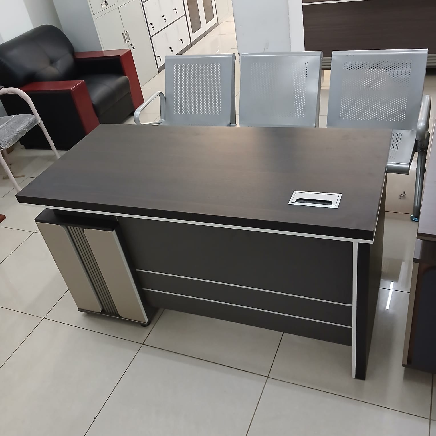 Office furniture, office table, study table butterfly office seat, Ergonomic Office Chair, Filing cabinets, office cabinets, office chairs, office furniture, Office furniture 1800mm executive desk, Office furniture 2400mm boardroom table, Office furniture 4-way workstation, Office seat boardroom table chairs